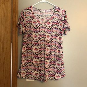 LuLaRoe classic tee